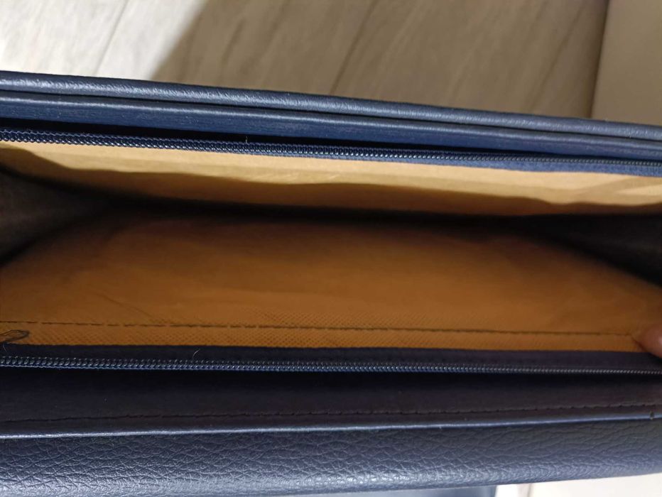 Кожаная сумка-портфель (папка) для документов