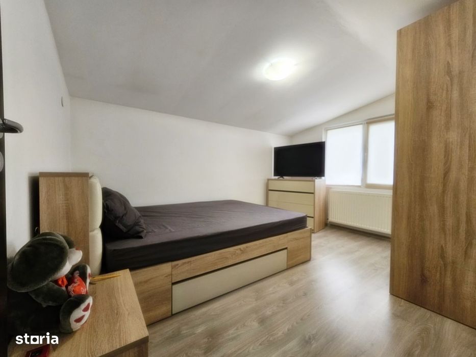 Casa pentru 2 familii|teren generos 1000mp