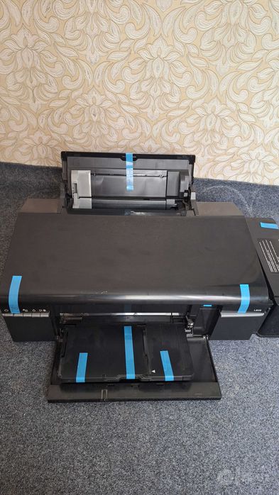 EPSON L805 sotiladi probeg 3515 ta dyuz 100%