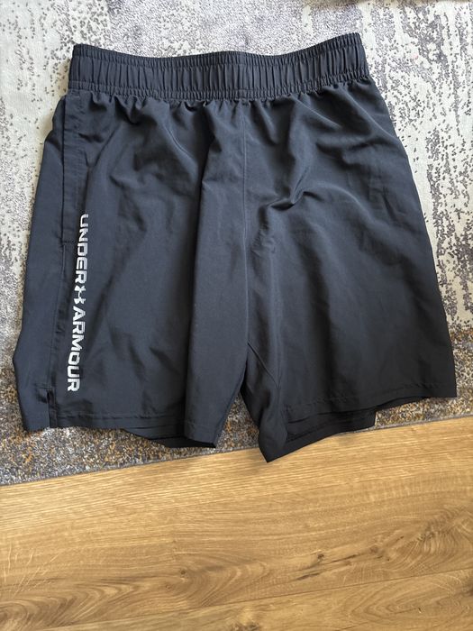 Pantaloni scurti vara