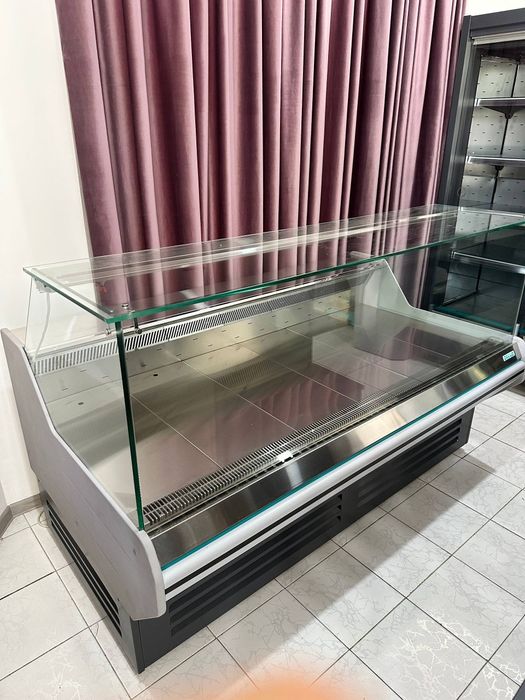 Vitrina xolodilnik magazinlar uchun