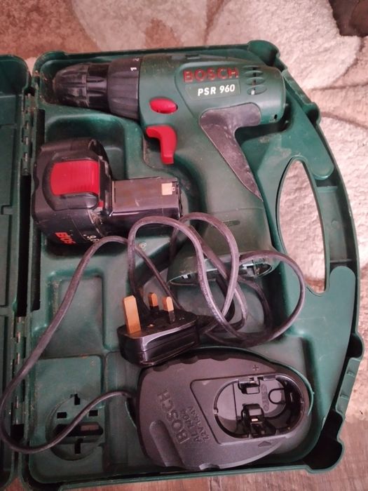 Винтоверт  Bosch 9,6 v