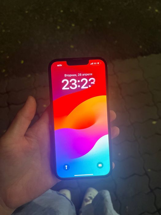 Айфон 13     128гб
