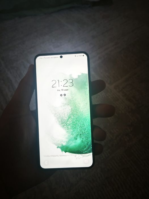 Телефон samsung s22