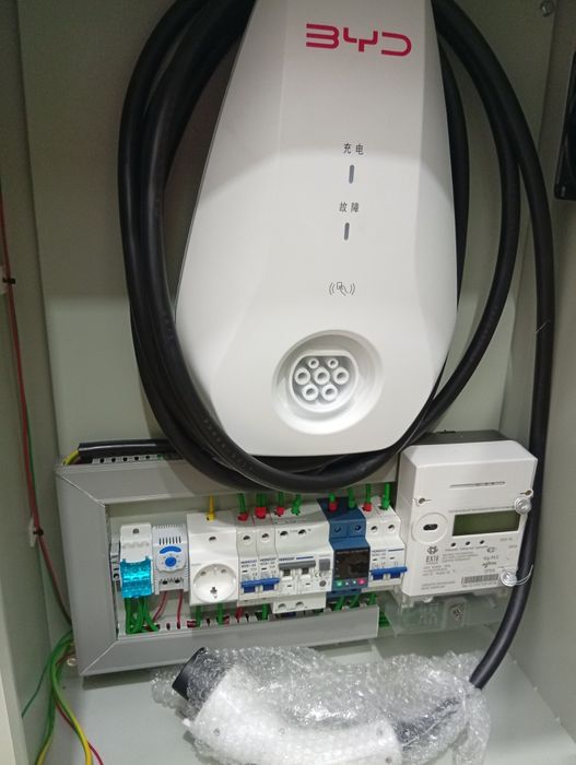 Стабилизатор напряжения