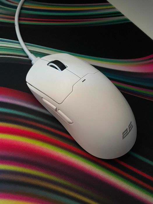 Kompyuter sotiladi full komplekt