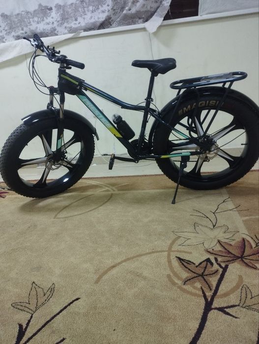 Velosapet sotiladi