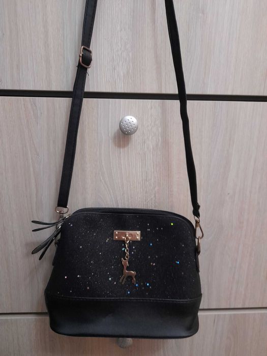 Нова дамска чанта