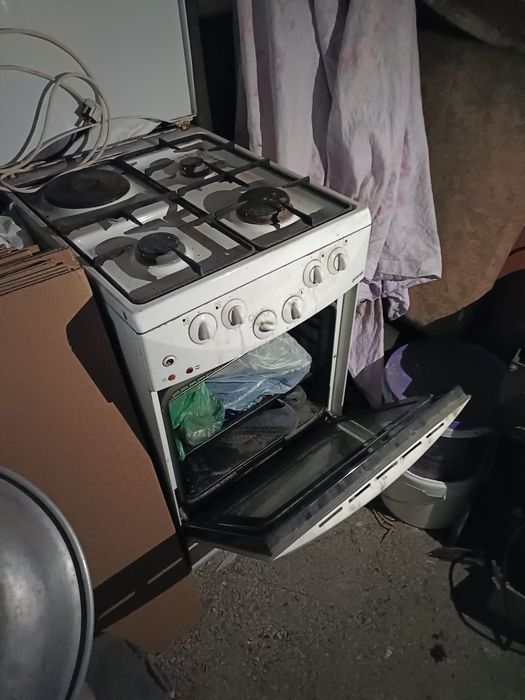 продам газ плиту