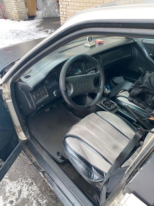 Продам ауди на ходу