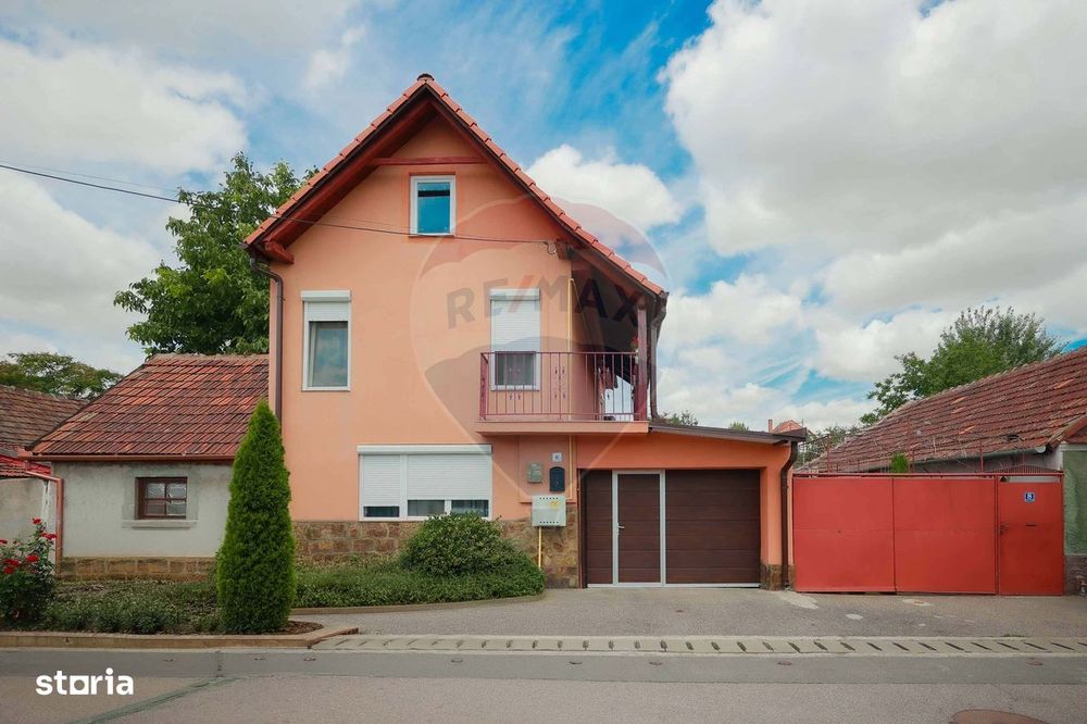 Casă / Vilă cu 5 camere de vânzare, Cartier Episcopia