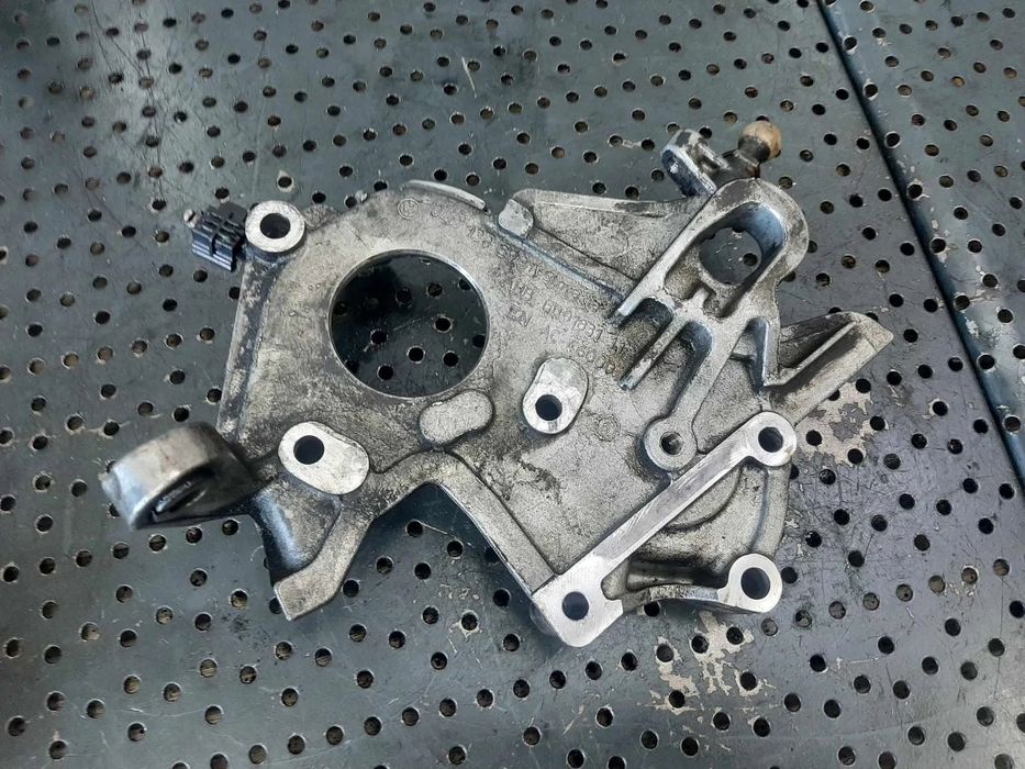 suport pompa inalta 1.4 tdi cus vw polo 6r skoda fabia 3 rapid audi a1 seat ibiza 04b130379a