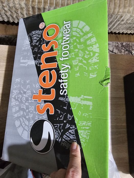 Чисто нови 43 номер-25лв