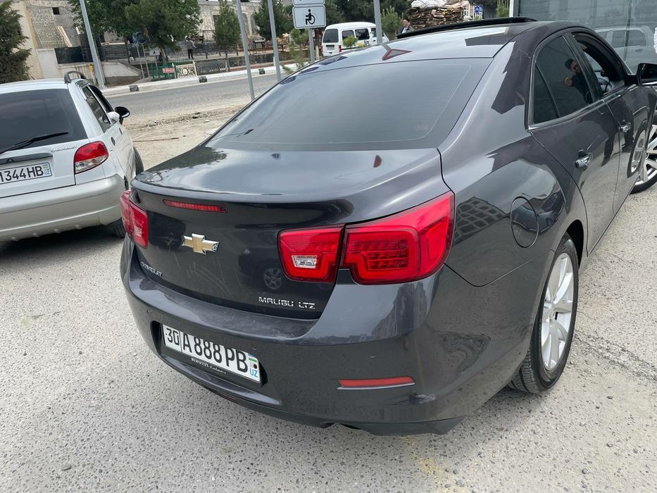 Malibu aftomat srochna sotiladi