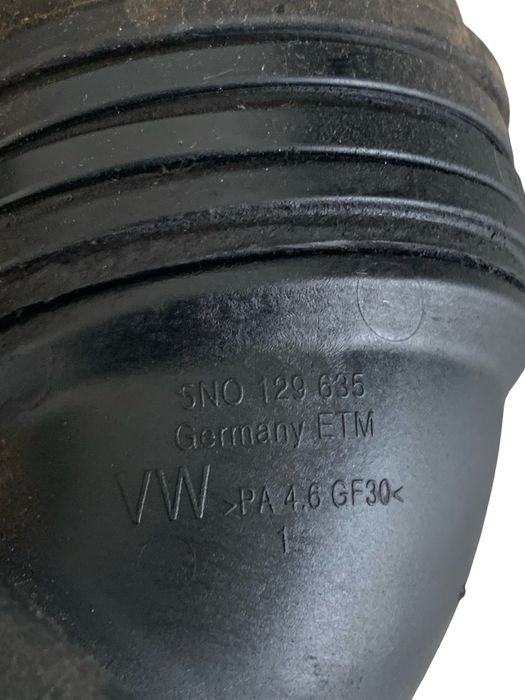 Furtun Admisie Aer Volkswagen Tiguan 5N_ 2007 -> 2.0Tdi 5N0129635