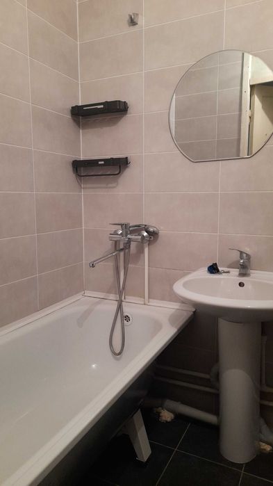 Сдам 3 ком. на Каирбаева