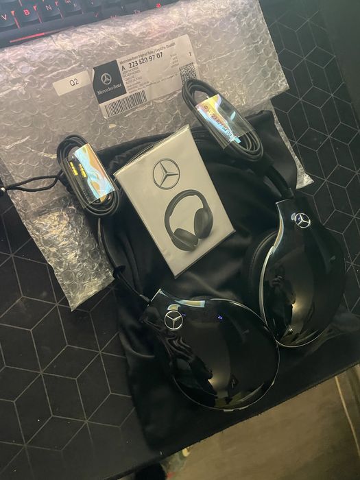 Headphones Mercedes