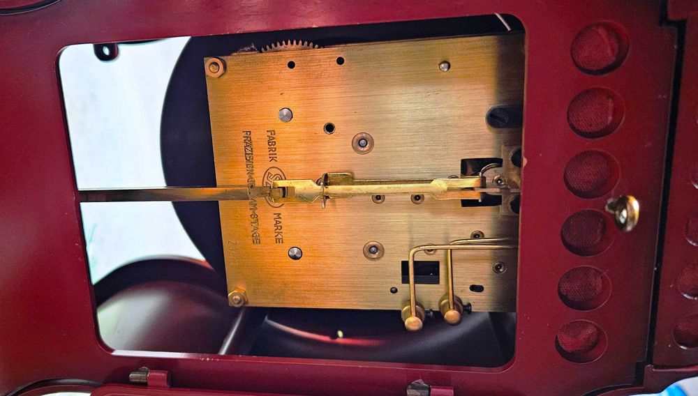 Ceas de semineu cu pendul Schmid