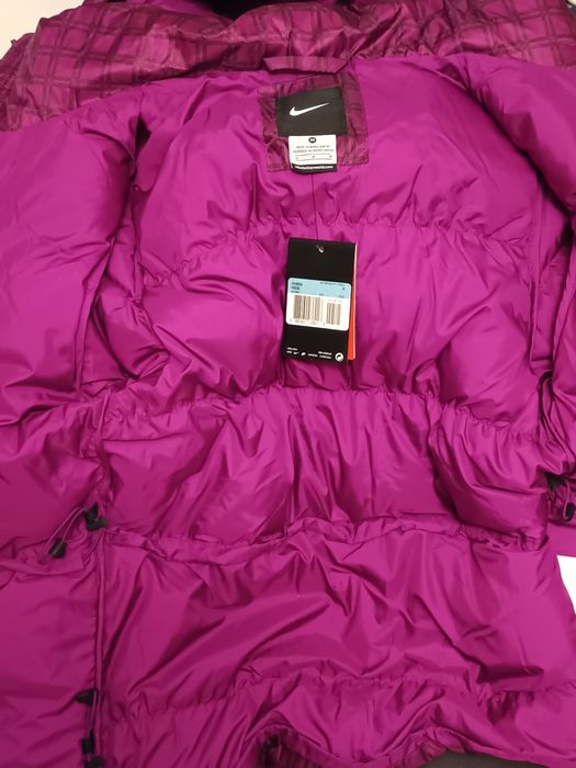 Nike дамско яке с гъши пух