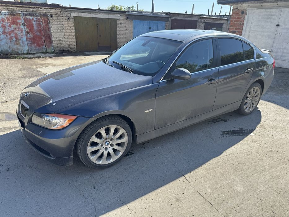 Продам BMW 330 (3 series)