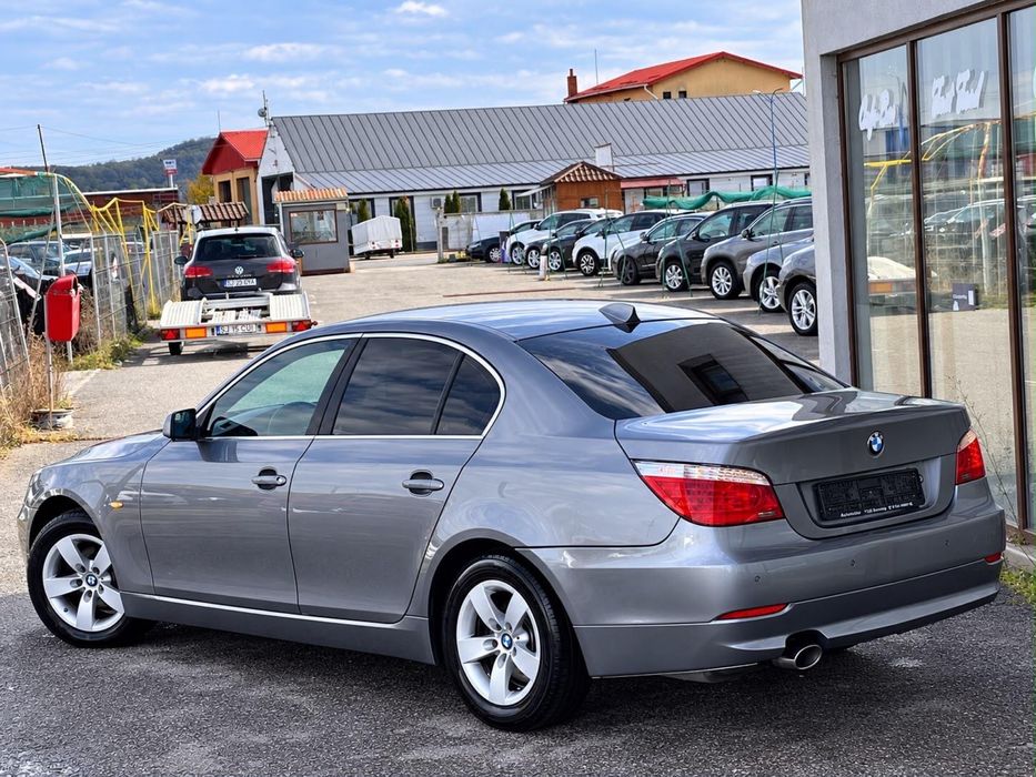 BMW Seria 5 2010 — imagine 4