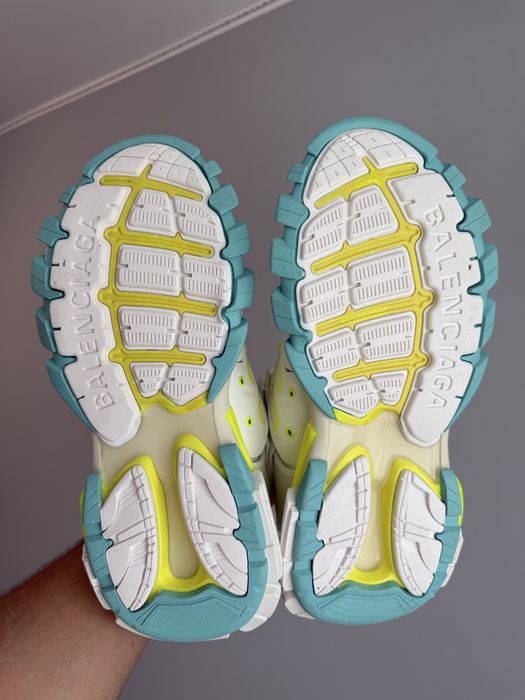 Balenciaga Track