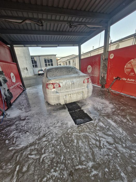 Vand  vw pasat b6 2.0 L 4 motion an 2008 140 kai