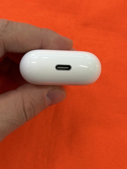 Кейс Airpods 4 оригинал