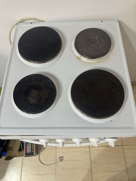 Срочно продаю плиту, ноутбук, планшет!