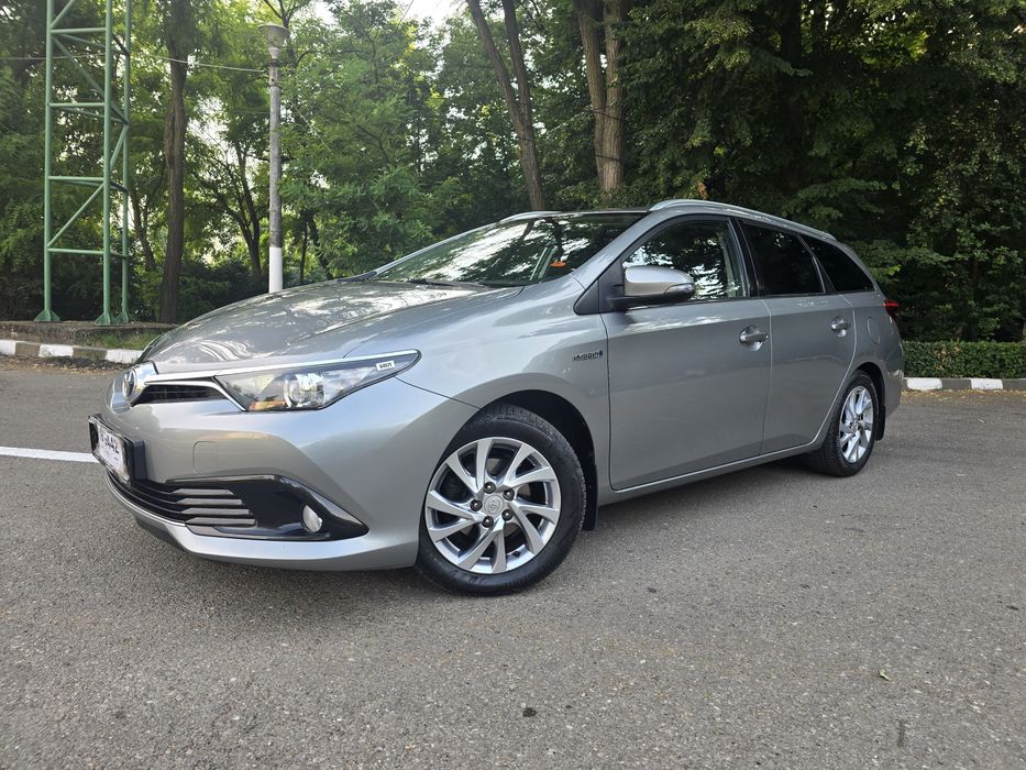 TOYOTA Auris 2018 — imagine 2