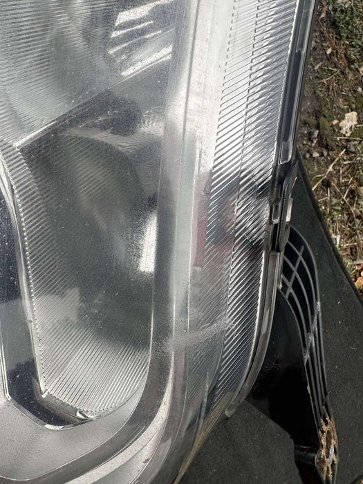 Оригинални фарове Ford Transit 2014