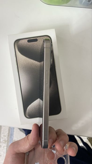 Iphone 15 pro Max 256g