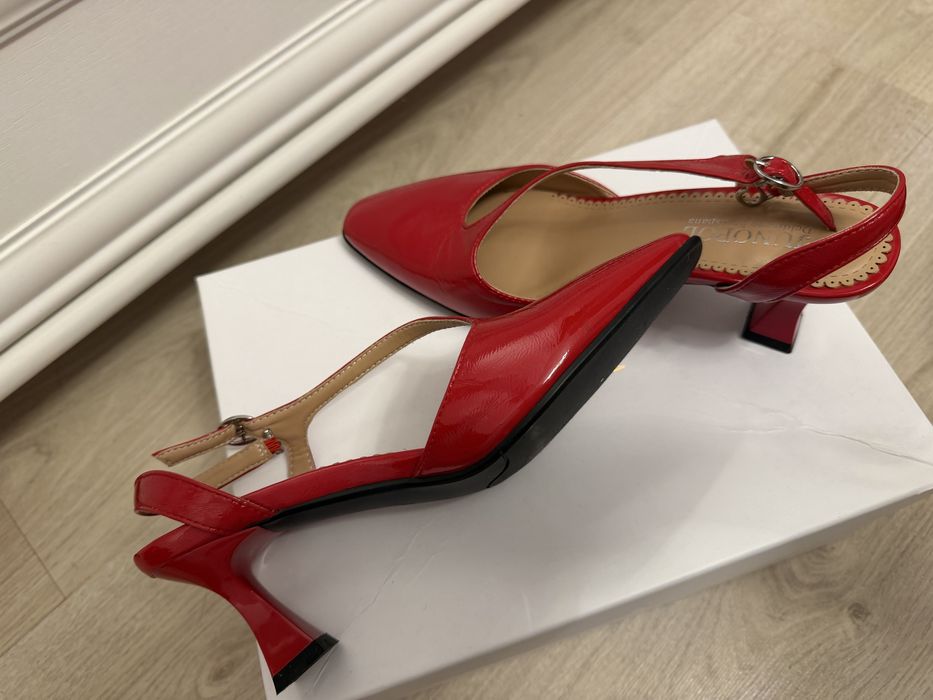 Новая женская обувь