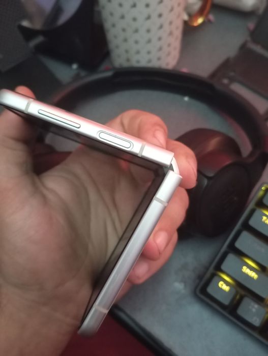 Samsung galaxy z flip 3