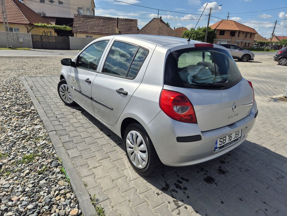 Renault Clio 1.2 benzina 2008 AC perfect funcțional