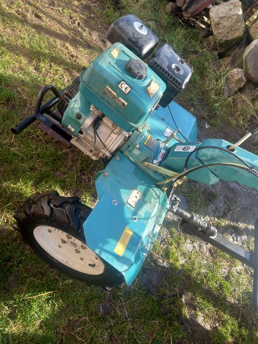 Vînd motocultor DKD  de 13 cp din 2019