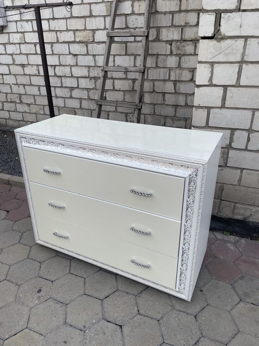 Продам Комод, самовывоз