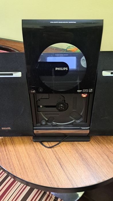 Vînd microsistem Philips