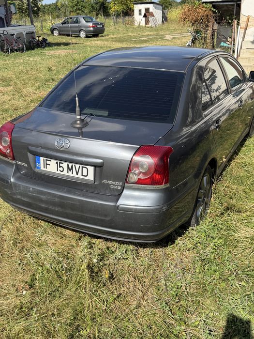 Vand Toyota Avensin 2.2 Disel
