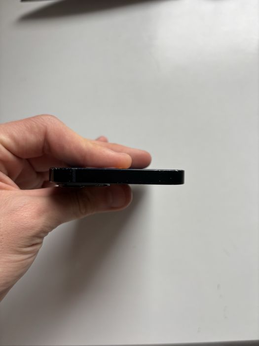 продаже Iphone 13