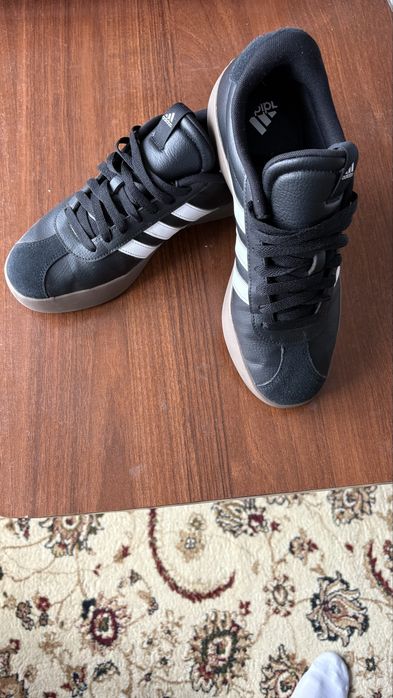 Кроссовки Adidas