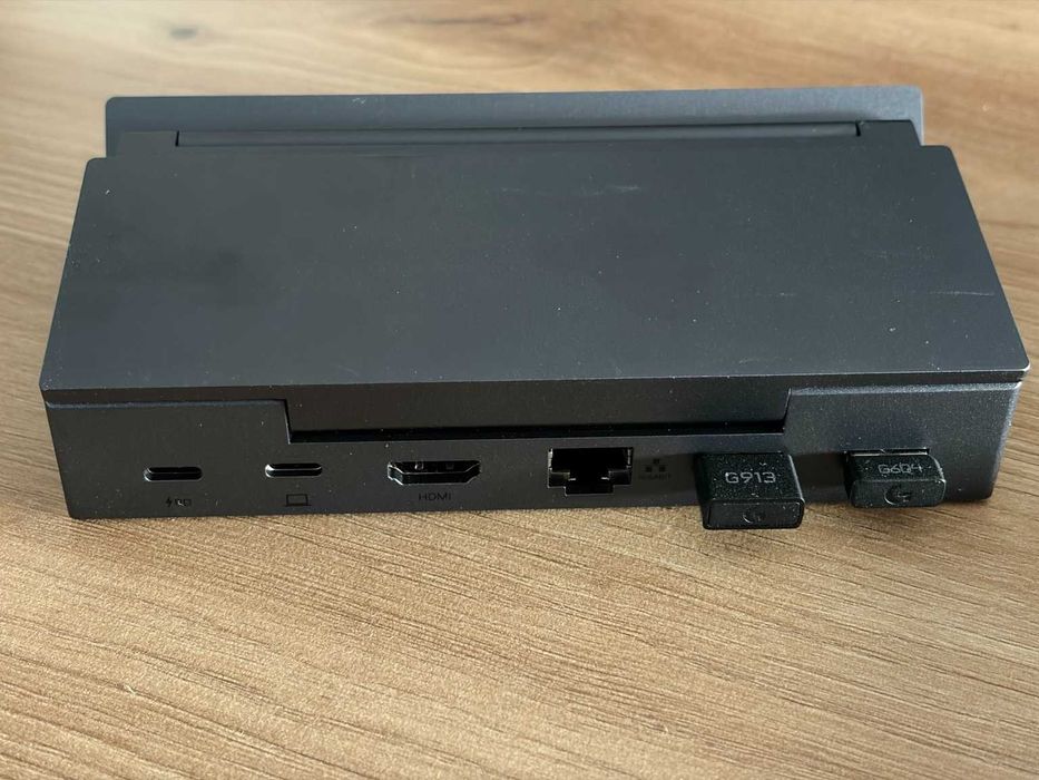 Dock UGREEN 6-în-1 USB-C CM800 pentru Steam Deck