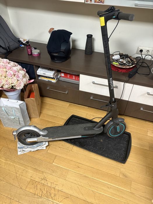 trotineta xiaomi electric scooter pro 2 mercedes amg