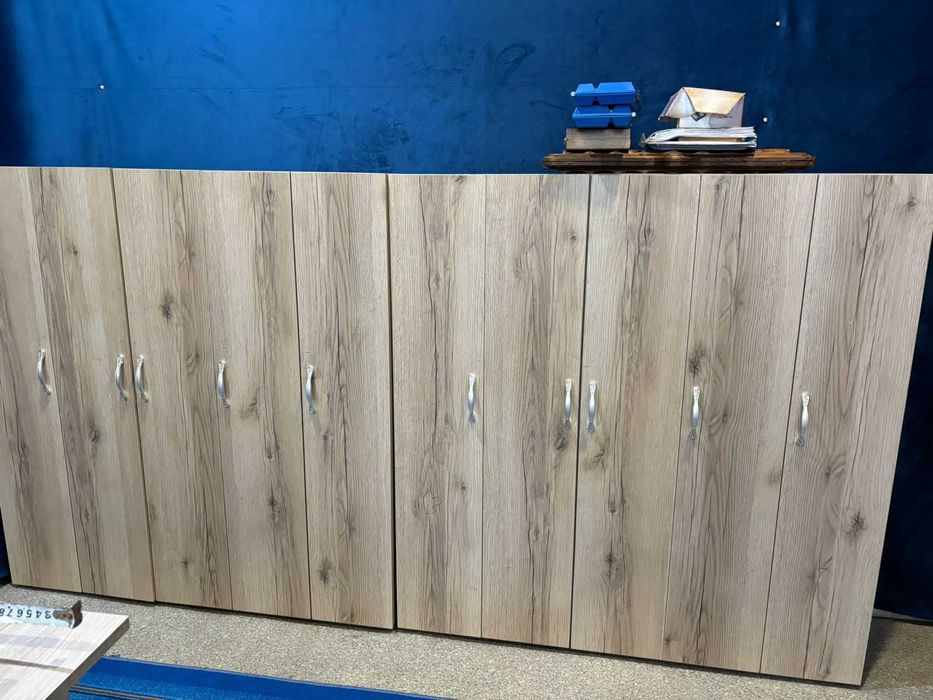 Детские шкафчики столы и стулья