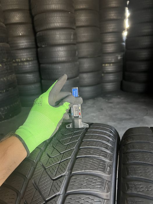 2 anvelope iarna 225/50/17 Pirelli Runflat 2024!