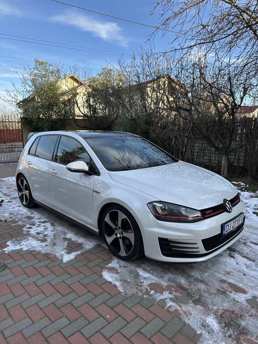 VOLKSWAGEN Golf 2015 — imagine 2
