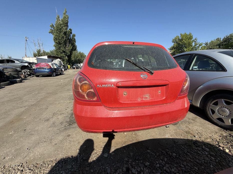Dezmembrez Nissan Almera 1.5Benzina 2006 QG15