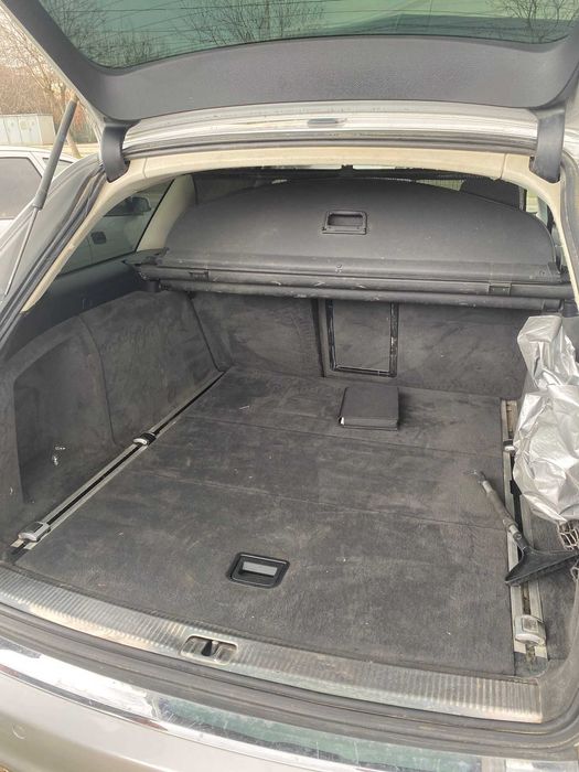 Audi a6 c6 brek din anul 2009 luna 3,6 trepte,.