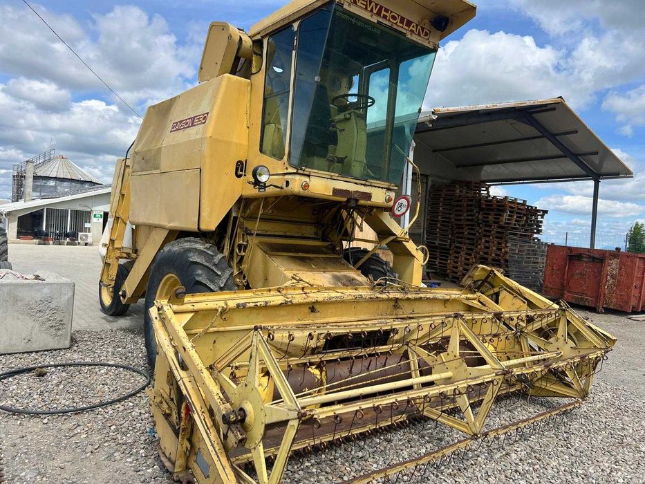 Комбайн New Holland 1530 – с хедер 3,8 м