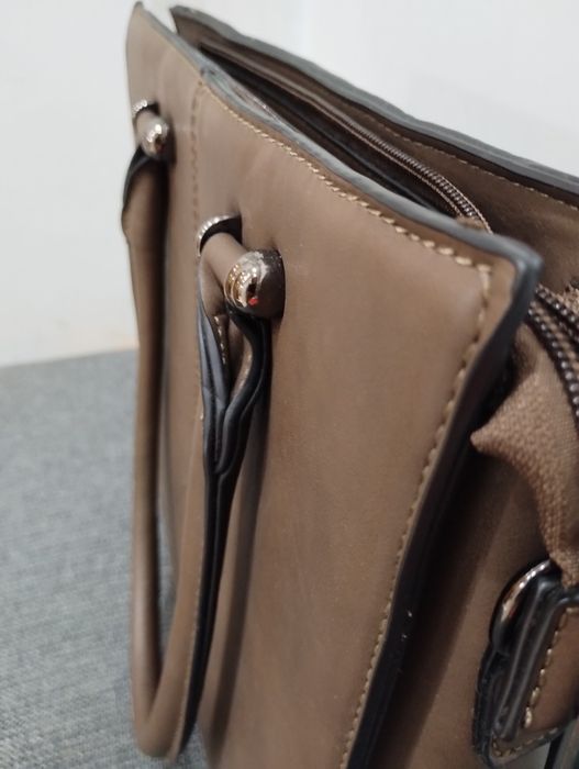 Дамска чанта нова